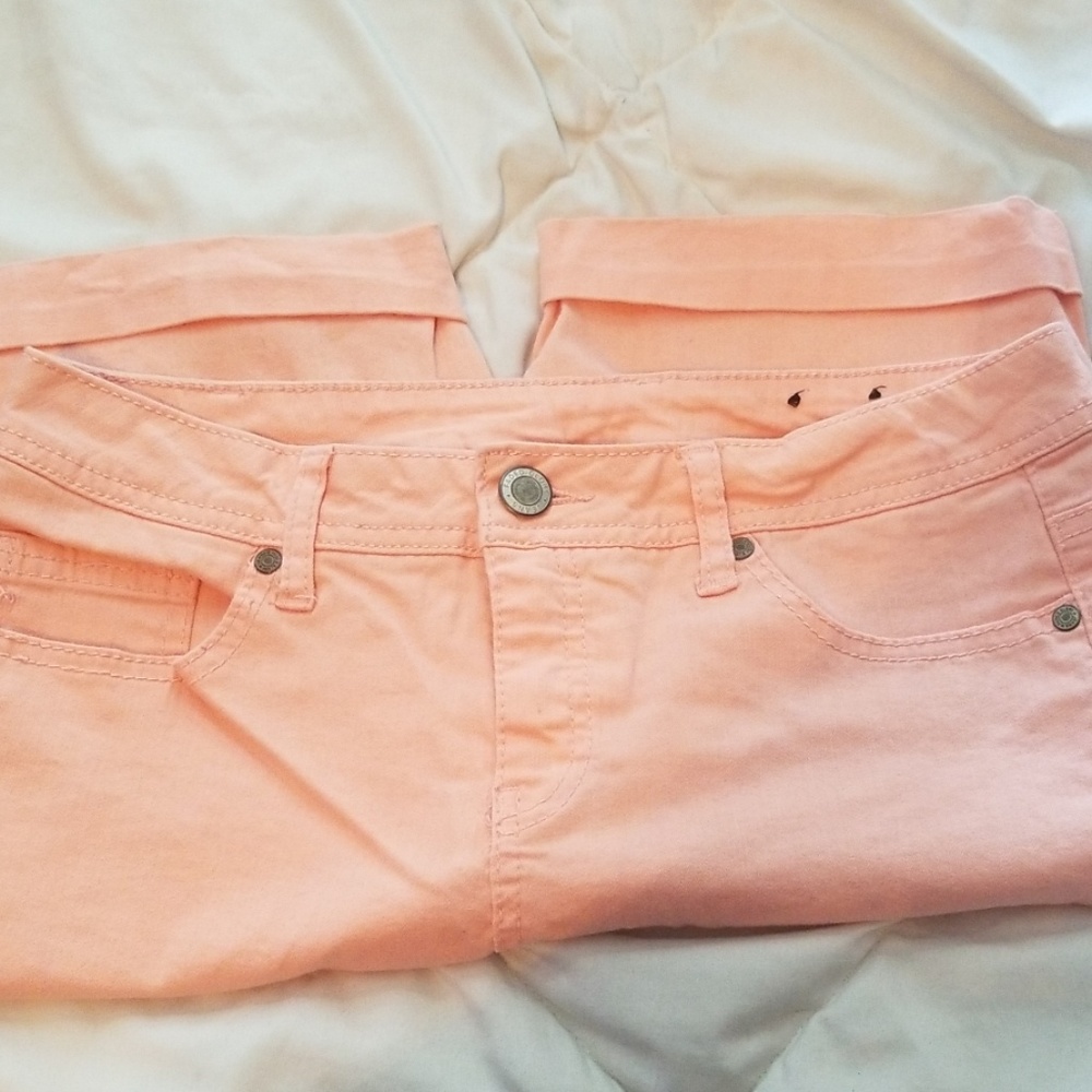 Light Pink Capris - Picture 4 of 4